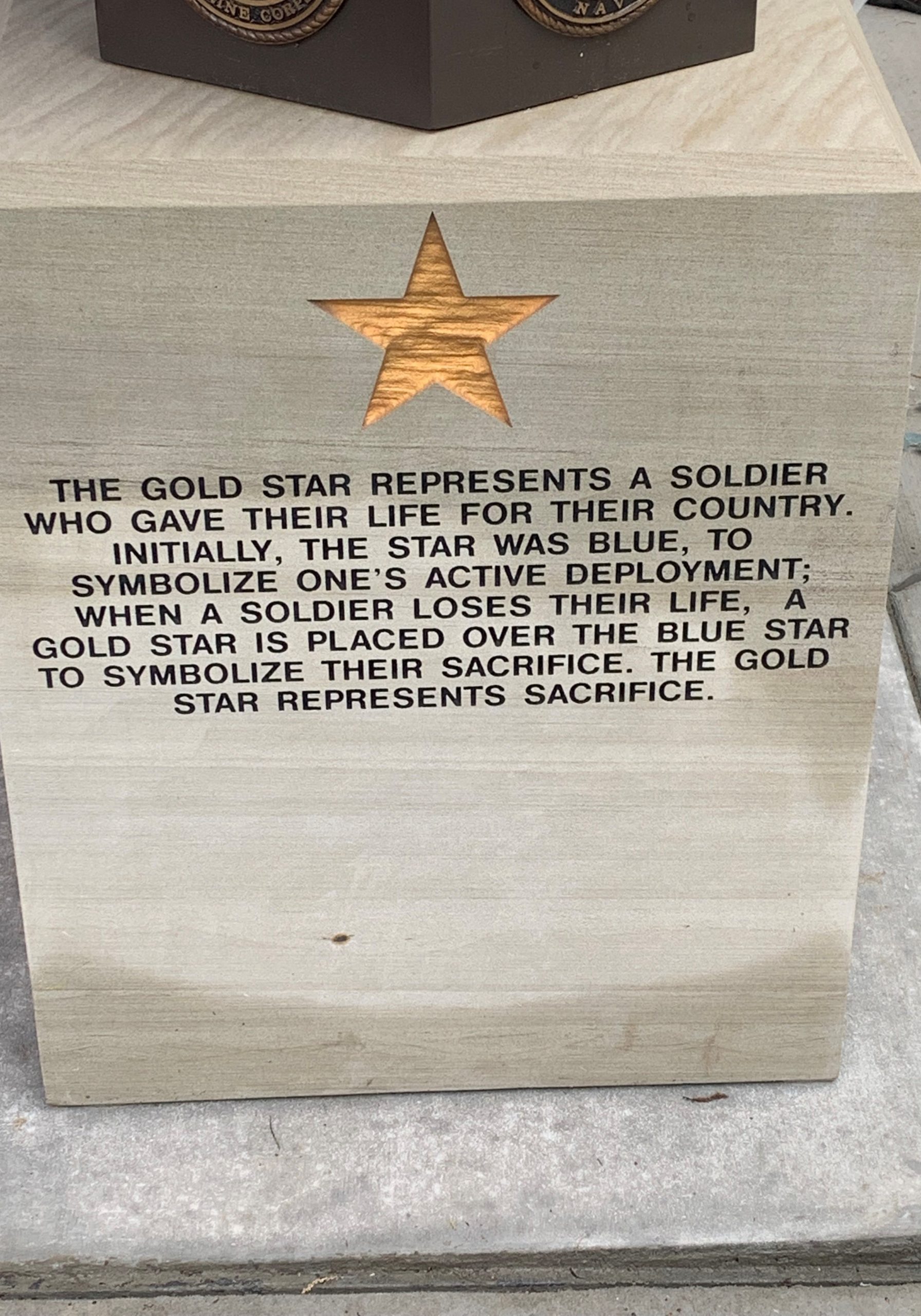 RM Gold Star Image
